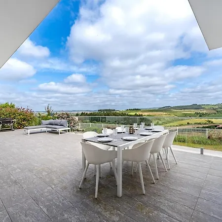 Adao Lobo Ferienhaus *