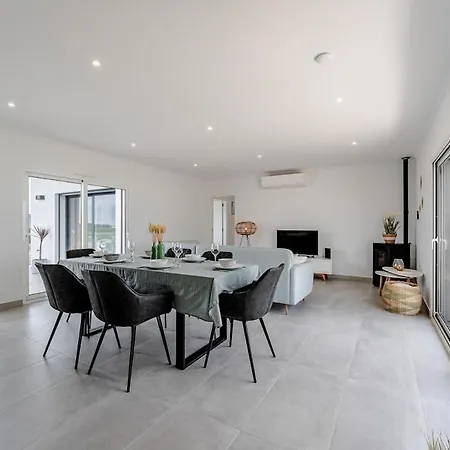 Nyaraló Adao Lobo Cadaval