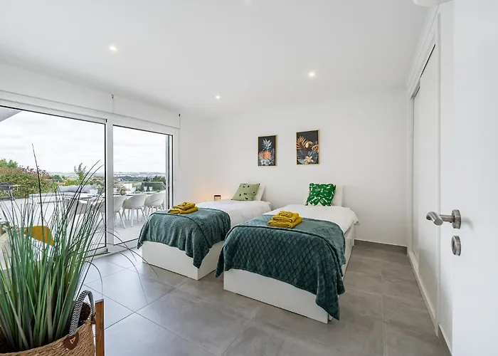 Tatil Evi Adao Lobo