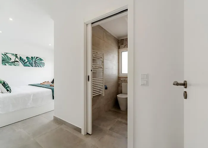 Adao Lobo Tatil Evi Cadaval